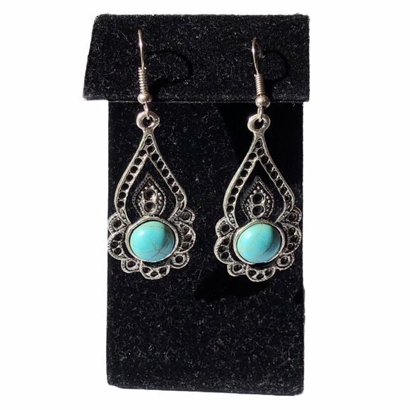 Boho Chic Artisan Turquoise Dangle Earrings - Picture 4 of 5